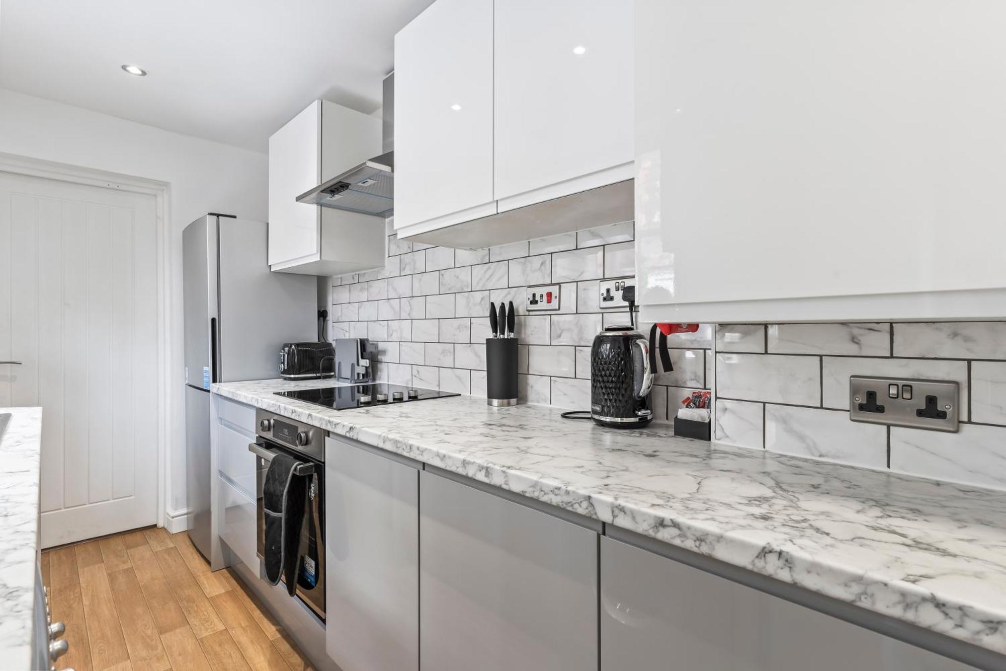 4 Bedroom, 2 Bath In Newcastle Town Centre エクステリア 写真