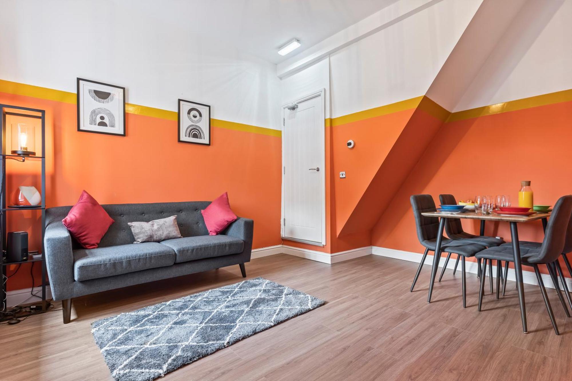 4 Bedroom, 2 Bath In Newcastle Town Centre エクステリア 写真