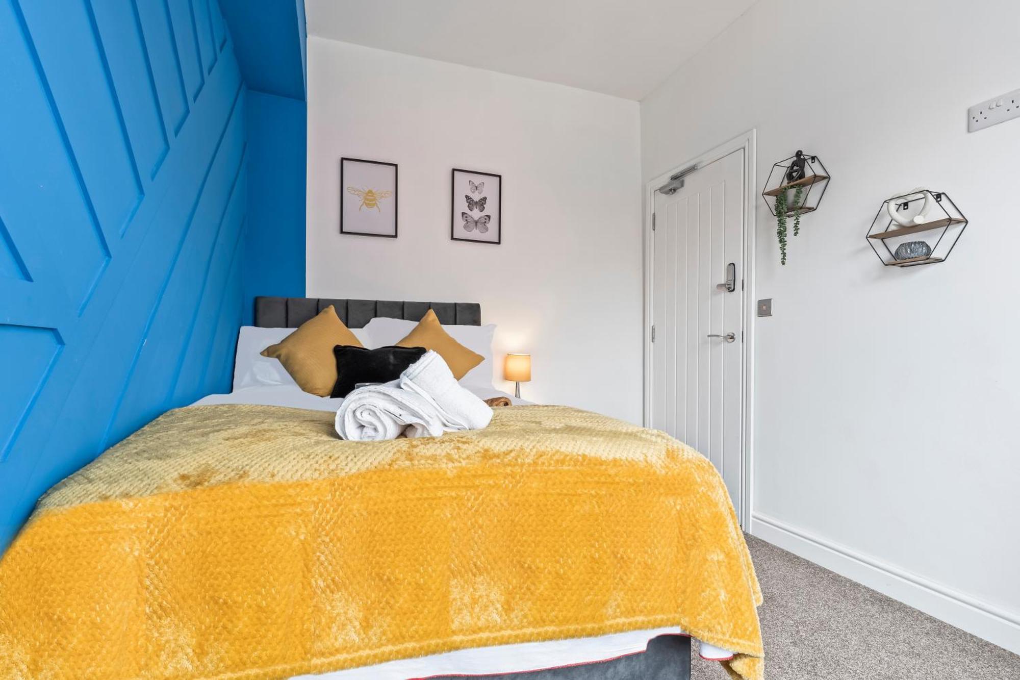 4 Bedroom, 2 Bath In Newcastle Town Centre エクステリア 写真