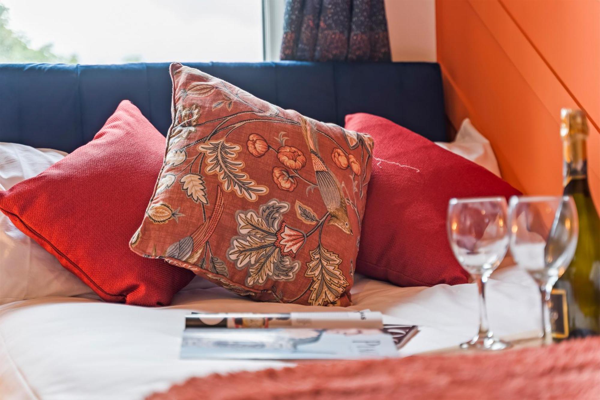 4 Bedroom, 2 Bath In Newcastle Town Centre エクステリア 写真